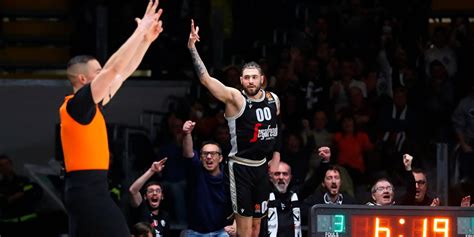 Eurolega La Virtus Bologna Resiste Al Panathinaikos E Vince 74 64