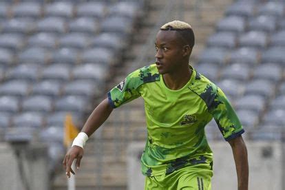 New Twist In Potential Katlego Otladisa Transfer To Orlando Pirates