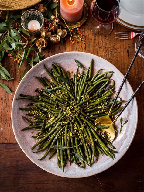 Haricots Vert Met Salieboter Gefrituurde Kappertjes En Pistache