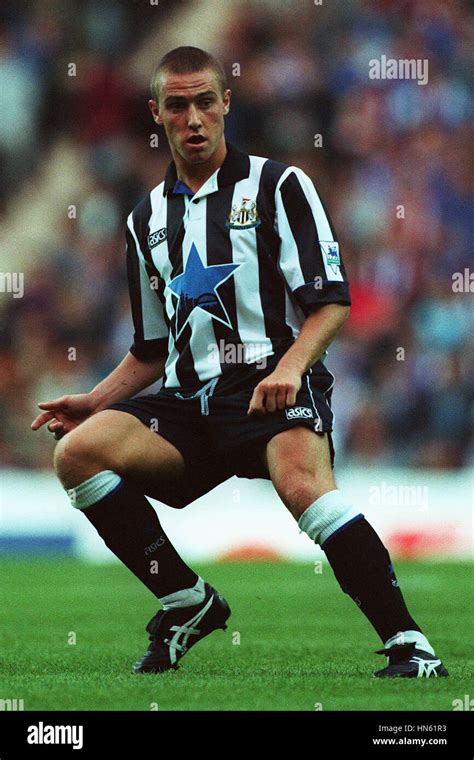 LEE CLARK NEWCASTLE UNITED FC 04 August 1993 Stock Photo - Alamy