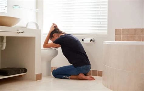 Nausea Vomiting And Diarrhea 14 Causes With Treatment