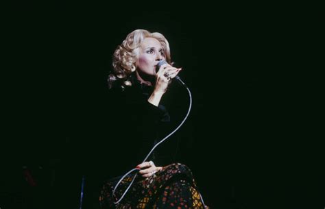 10 Best Tammy Wynette Songs of All Time - Singersroom.com