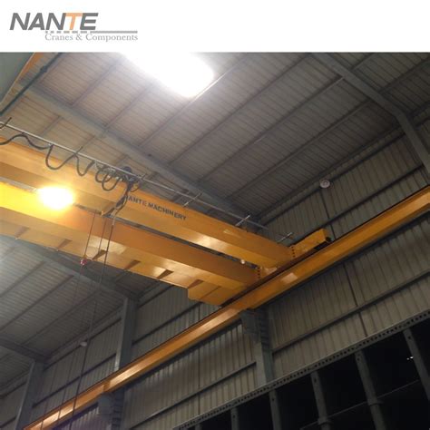 Fem Standard Double Girder Overhead Crane With Electric Hoist China