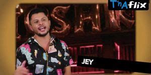 Karime Pindter Lesbian Scene In Acapulco Shore Tnaflix