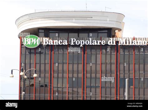 Banca Popolare Di Milano Hi Res Stock Photography And Images Alamy