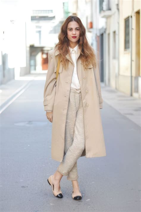 Perfect Fall Outfits With A Nude Trench Coat Styleoholic