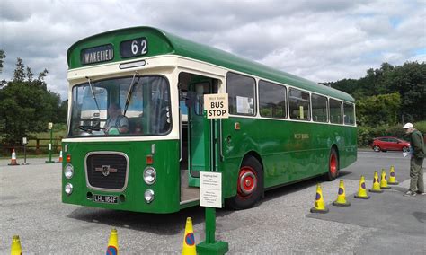 Lhl F West Riding Leyland Panther Psur R Roe Flickr