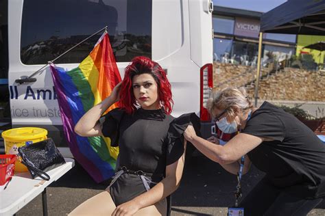 US Gay Lesbian Adults Have Higher COVID Vaccination Rates