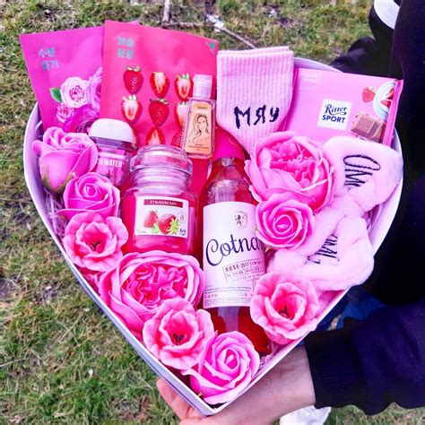 Present box/Gift Подарок девушке, подруге | Gift box, Gifts, Box