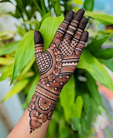 Top Easy And Simple Mehndi Design Ideas For Fashionterest