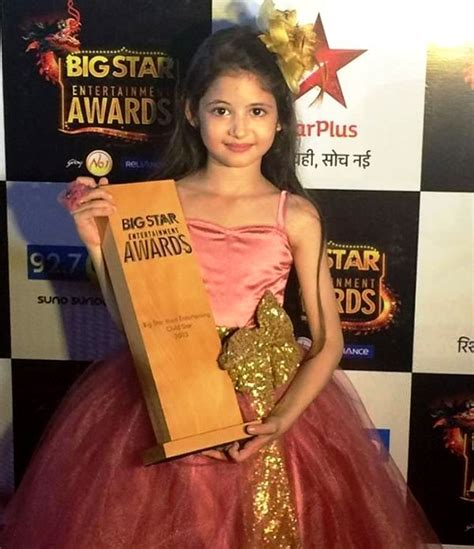 Harshaali Malhotra Wiki, Height, Age, Boyfriend, Family, Biography ...