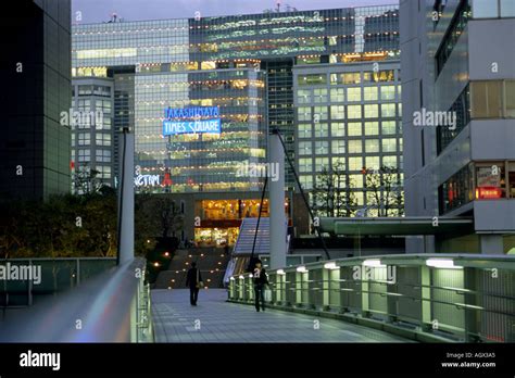 Japan Tokyo Shinjuku Takashimaya shopping Stock Photo - Alamy