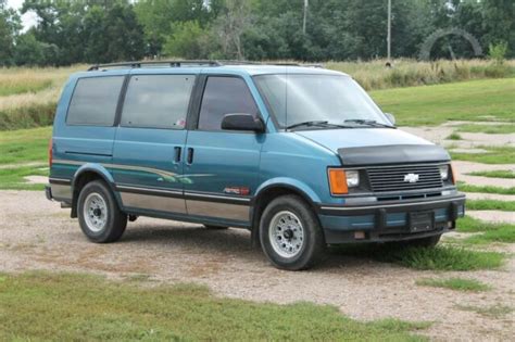 1992 Chevrolet Astro All Wheel Drive Extended Minivan In Excellent