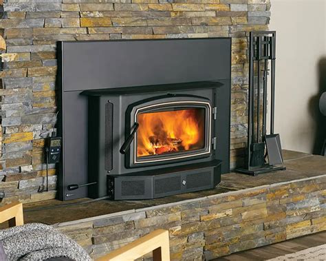 Regency® Cascades™ I2500 Wood Insert Estates Chimney