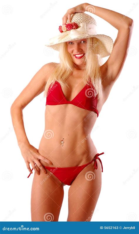 Femme Blond Dans Le Bikini Rouge Image Stock Image Du Blanc