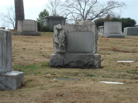 Monument Elmwood Cemetery Birmingham Al Flickr Photo Sharing