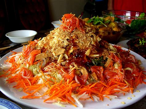 Yee Sang or Yusheng, A Unique Chinese New Year Food - HubPages