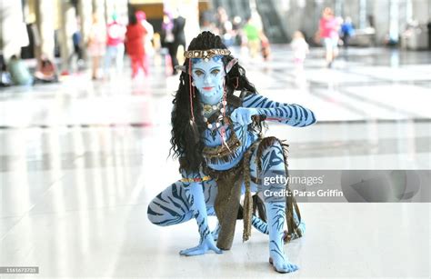 A fan cosplays as Avatar Na'vi during 2019 Atlanta Comic Con at... News ...