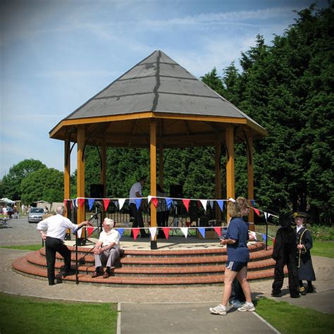 Bandstand The New Bandstand In Flinders Park Donington Dave