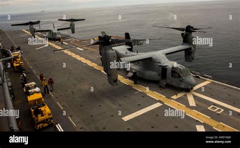 Marine Corps Mv B Osprey Aircraft Land Aboard The Amphibious Assault