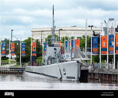 USS Cobia World War II submarine on display at Wisconsin Maritime ...