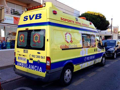 Grupo Ambuiberica Foto Propia Ambulancia Svb Emergencylife Flickr