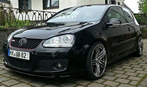 Black Volkswagen Golf MK5 GTI Dennis Manske VW Golf Tuning