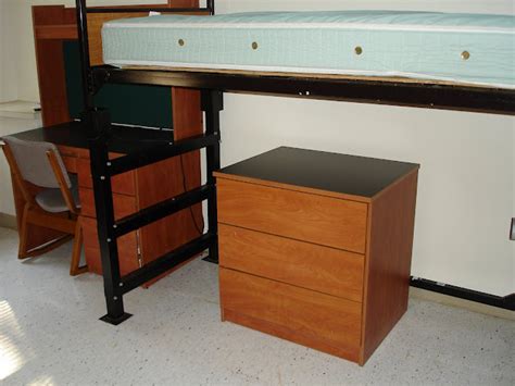 William & Mary Dorm Room Photo Gallery - Bedlofts, Microfridges, Futons ...