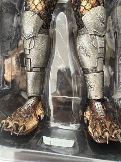 Hot Toys Movie Masterpiece Predators Classic 1 6 Figure Predator MMS162 Used JP EBay