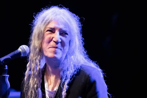 Godmother Of Punk So Geht Es Patti Smith Nach Dem Klinikaufenthalt