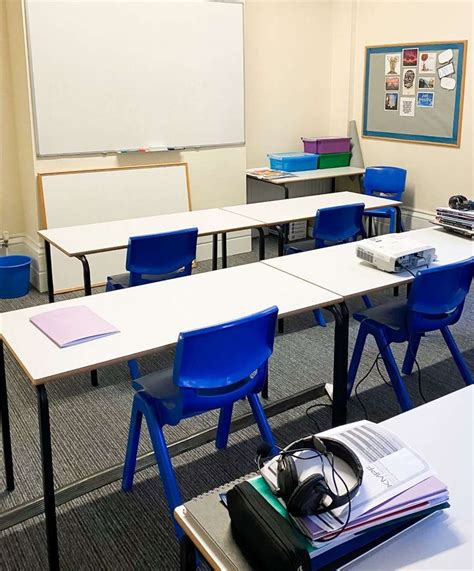 Hillview School for Girls in Tonbridge now accepting applications for