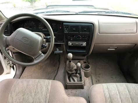 1998 Toyota Tacoma Interior