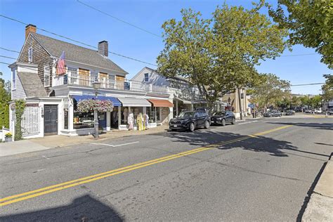 150 Main St Sag Harbor Ny 11963 Loopnet