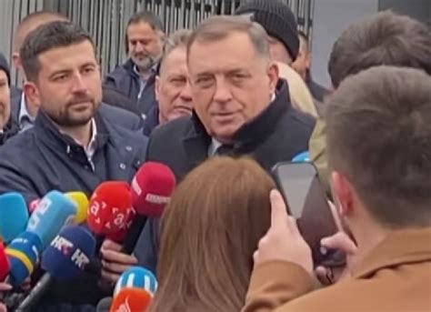 Liderul Separatist Al Sarbilor Bosniaci Milorad Dodik Promite Ca Isi