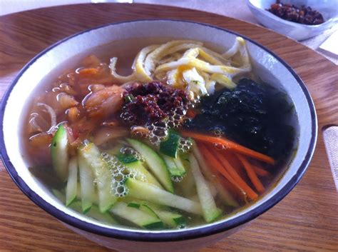 Janchi Guksoo 잔치국수 Banquet Noodle Soup Gangnam Kitchen