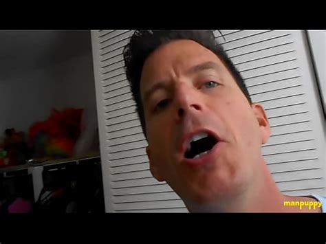 Hunk Jeff Drizzle Got His Cock Throbbing During Foot Play XVIDEOS