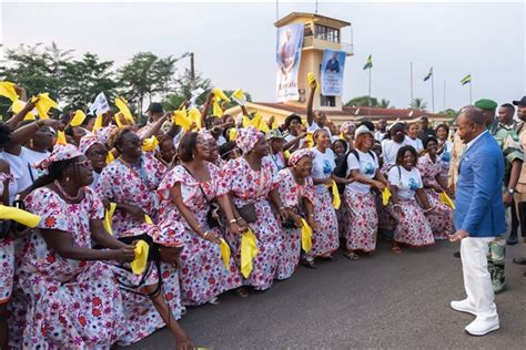 Tourn E R Publicaine Le Pr Sident Ali Bongo Ondimba Poursuit Sa