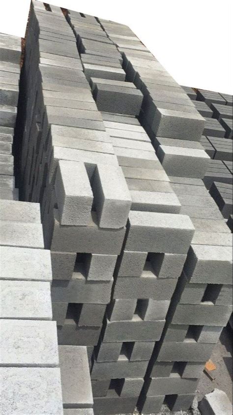 Solid Autoclaved Aerated Concrete Rectangular Aac Block For Side Walls