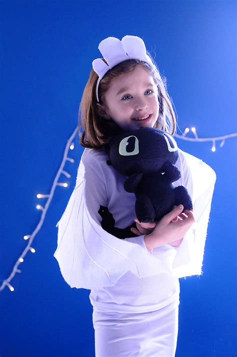 How To Train a Dragon Light Fury Costume DIY