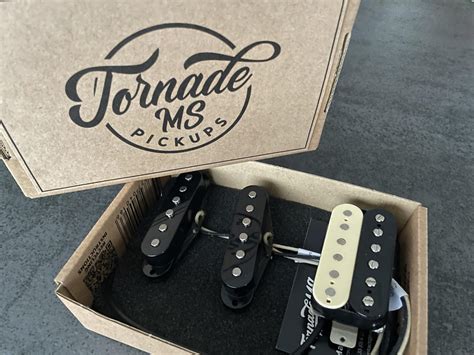 Strat HSS Tornade MS Pickups