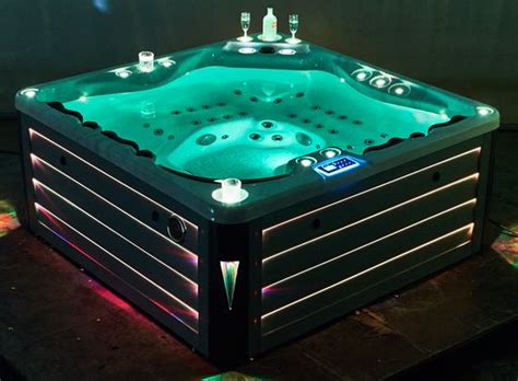 Villa And Hotel 6 Person Deep Seats Hot Tub Swimming Pool Acrylic