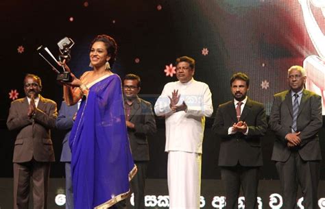 Raigam Tele Es Awards 2015 Sri Lanka Hot Picture Gallery