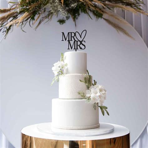 MR & MRS Cake Topper- Heart | Wedding Cake Decoration