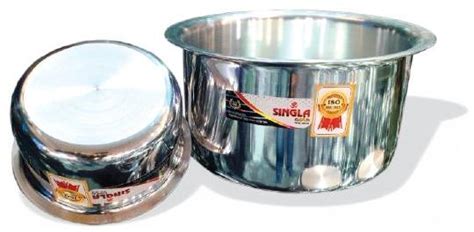 Singla Round Plain Aluminium Polished Tope Size Standard Color