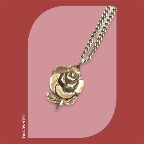 Adorable Silver Rose Necklace Made In Mexico Vintage 925 Sterling