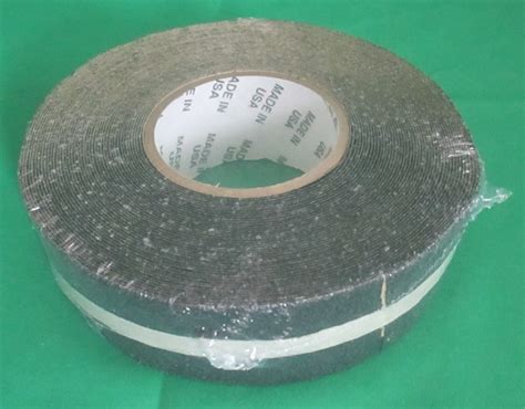 Wooster Flex Tred Anti Slip Self Adhesive Tape Roll 2 X60 Black Indoor Outdoor Ebay