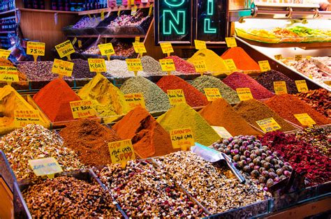 El Bazar De Las Especias Fiesta De Aromas De Estambul