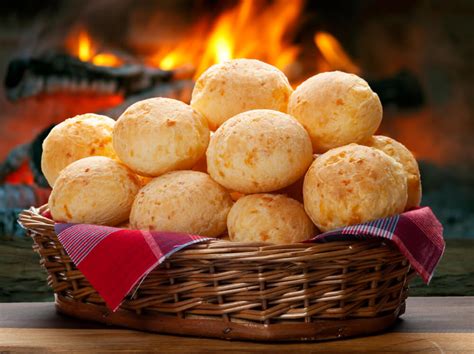 Receita de Pão de Queijo Minas Milk