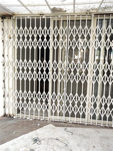 Black Mild Steel Collapsible Gates For Residential At Rs 450 Sq Ft In