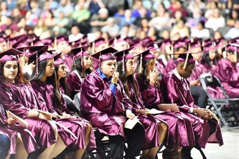 Images: Elgin High School graduation